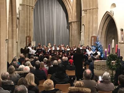 Witney Choir perform for Town Mayor