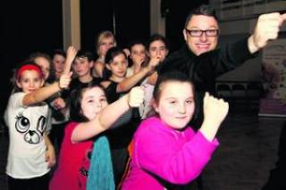 Star dancer shares skills 